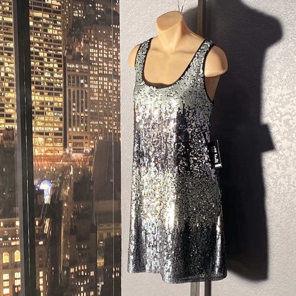 EXPRESS - NWT - dress: black & silver fading sequin ombré mini w lining - L - Picture 10 of 16